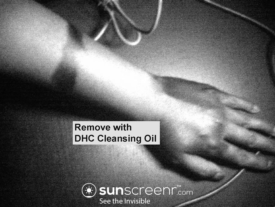Remove with Cleansing Oil